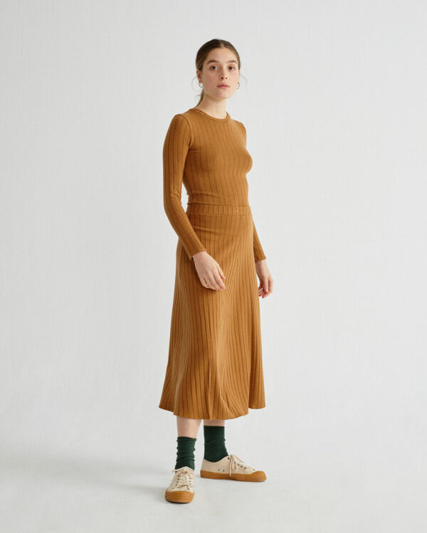 caramel-trash-satis-skirt