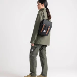 Herschel Retreat™ Mini Backpack 10 l. Violet Quartz