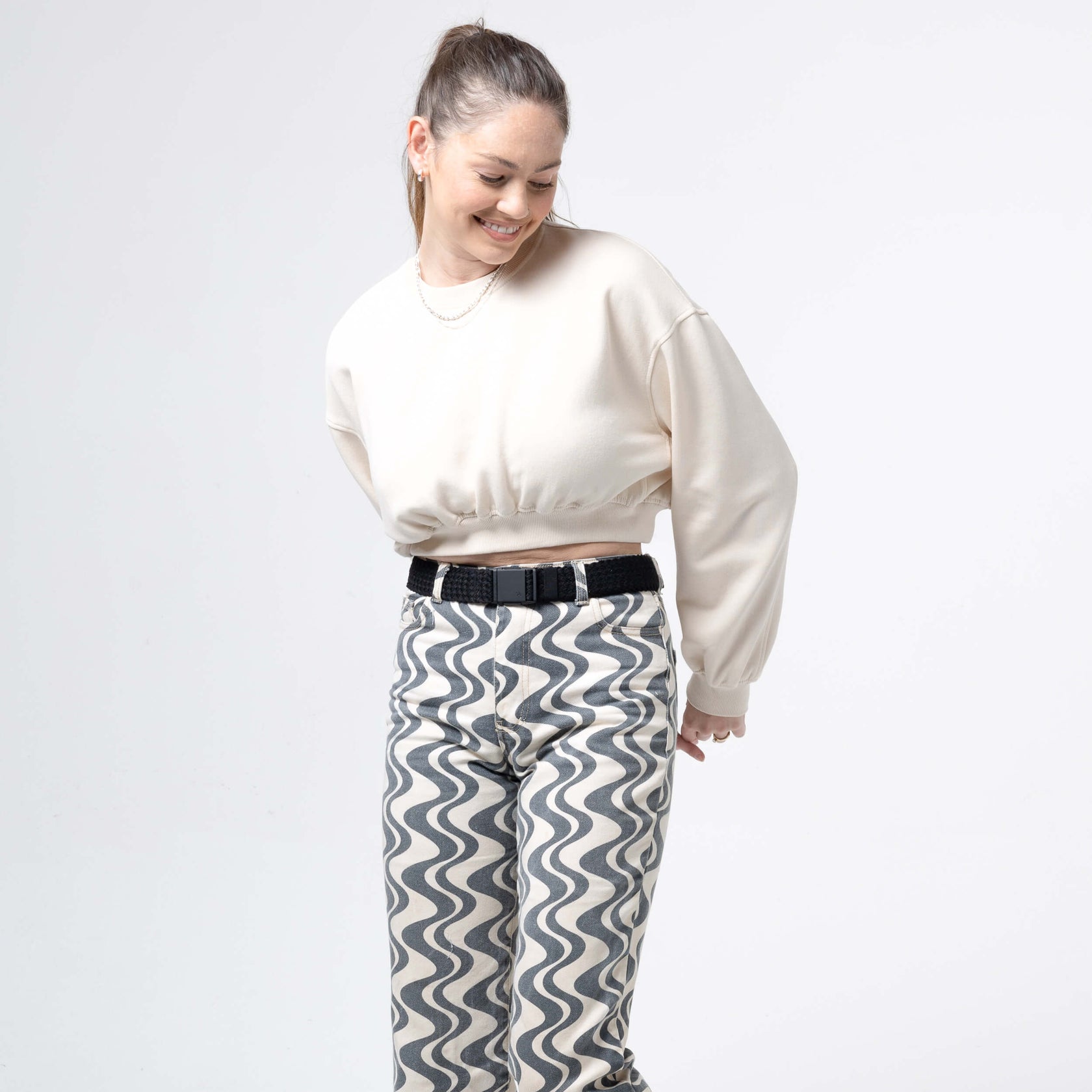 Futureweave-Black-UA-FWCRFW4-001-OnBody-F